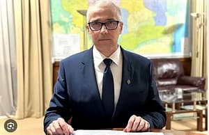 ACASA DREPTUL LA REPLICĂ